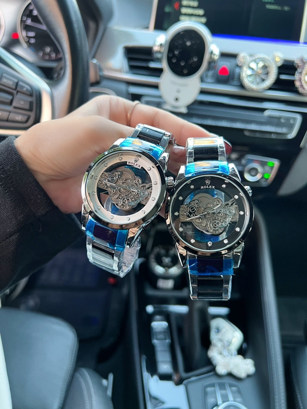 ブランド時計背面デザイン